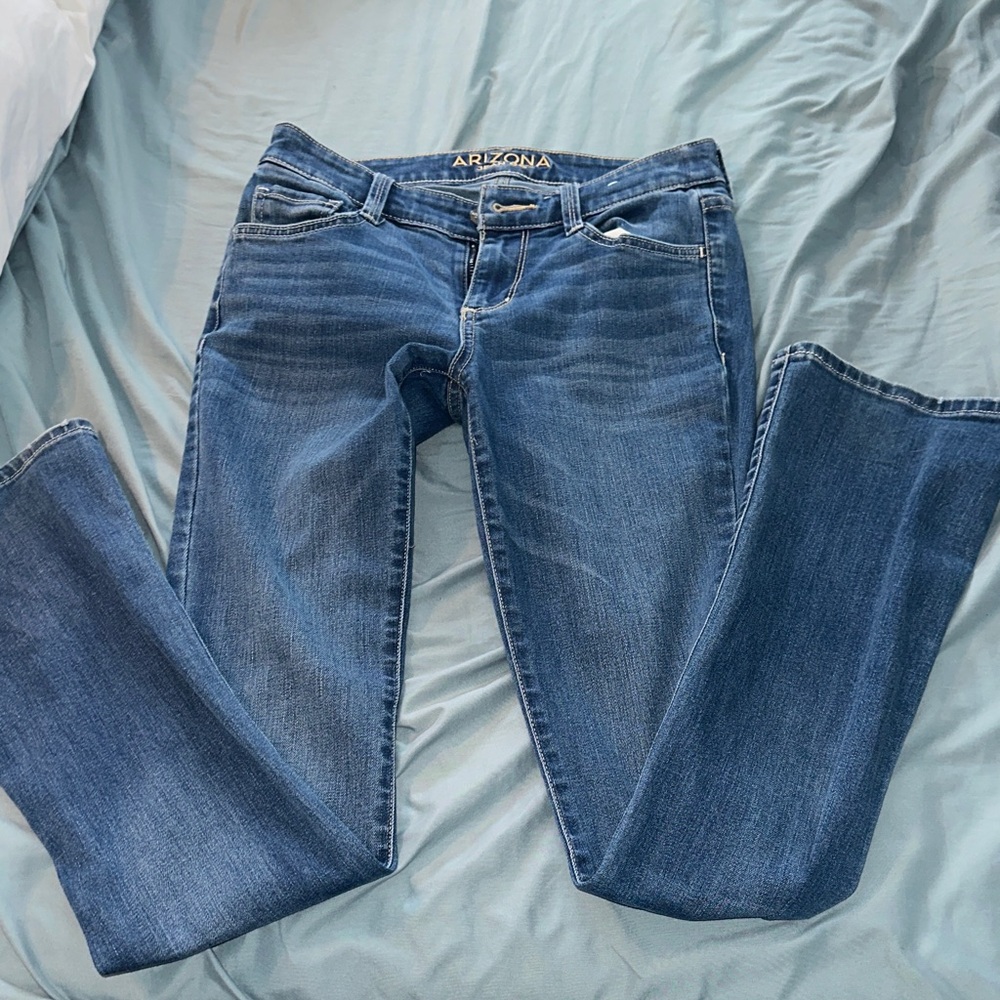 Arizona Jean Company Women's Classic Blue Straight Leg Jeans